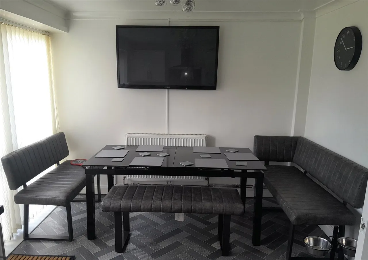 Ladeler Grove, Birmingham, B33, photo 4
