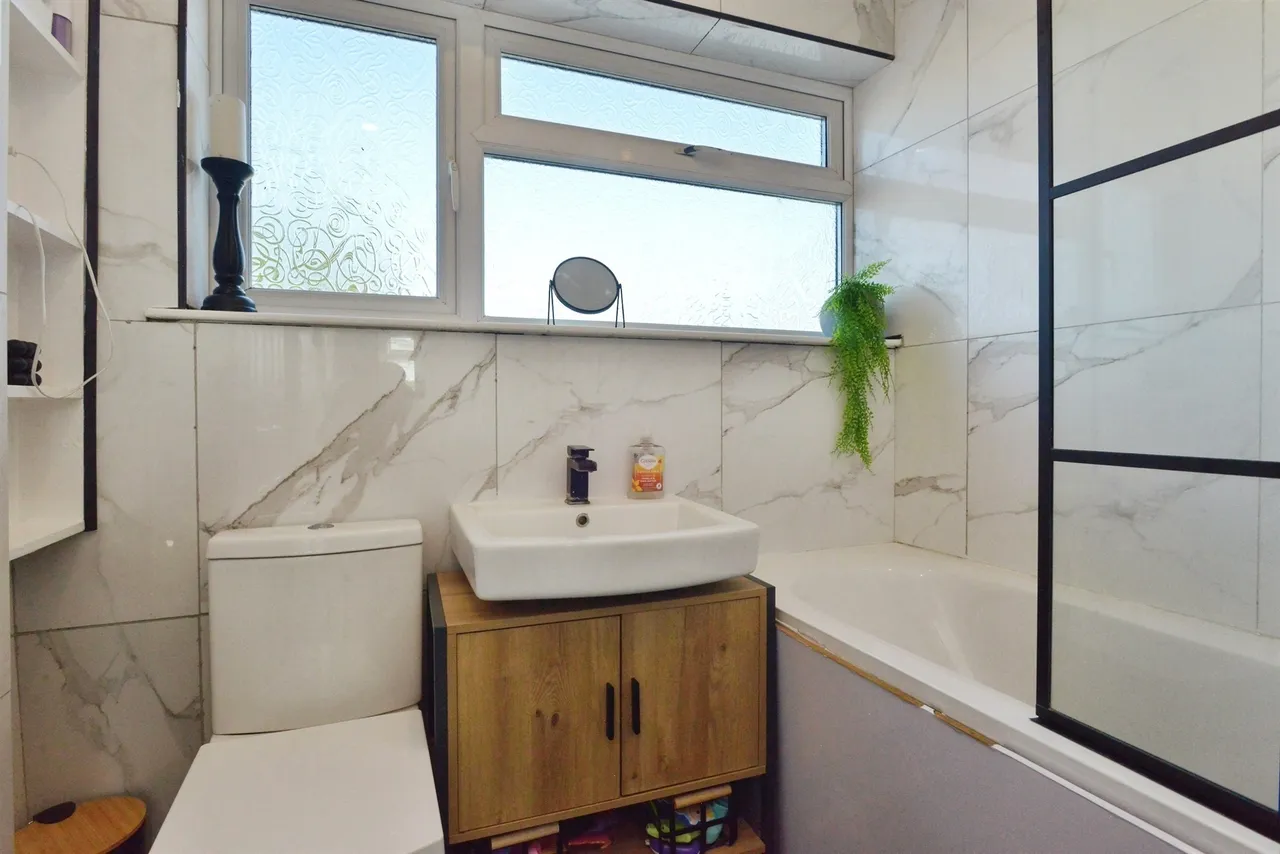Whaddon Way, Bletchley, MK3, photo 18