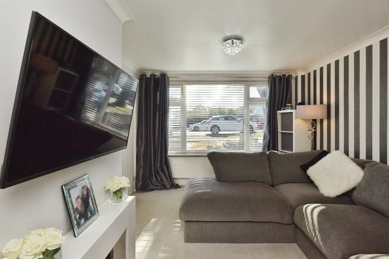 Whaddon Way, Bletchley, MK3, photo 5