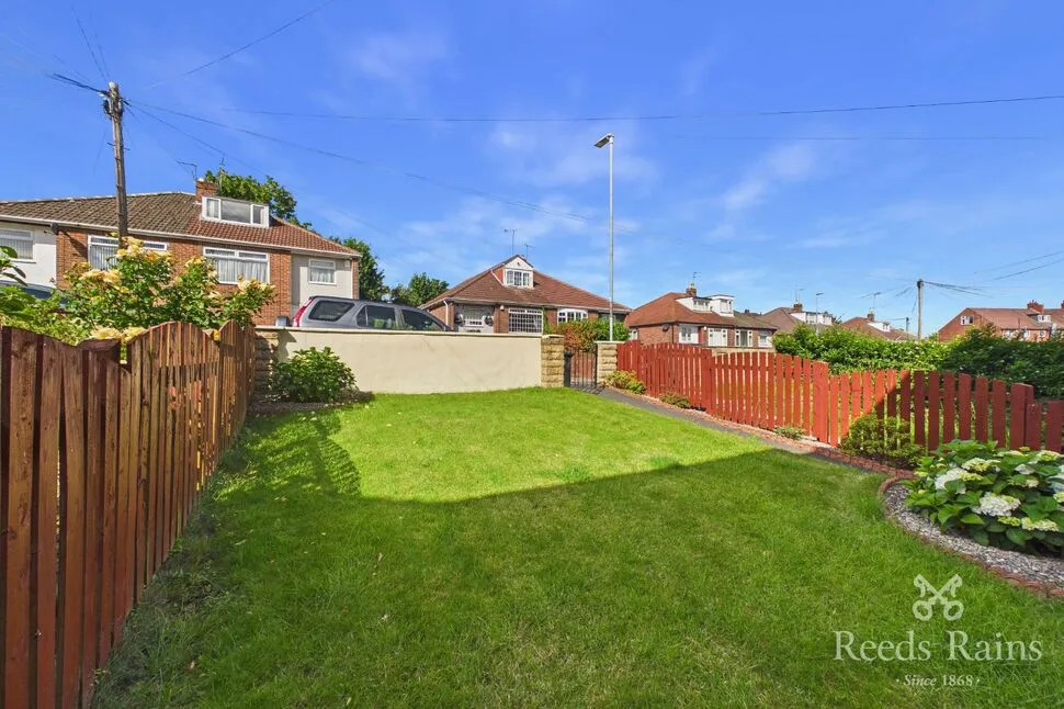 Orion Walk, Leeds, West Yorkshire, LS10, photo 2