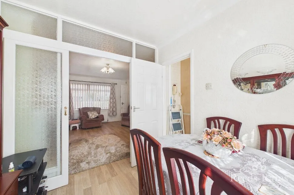 Orion Walk, Leeds, West Yorkshire, LS10, photo 4