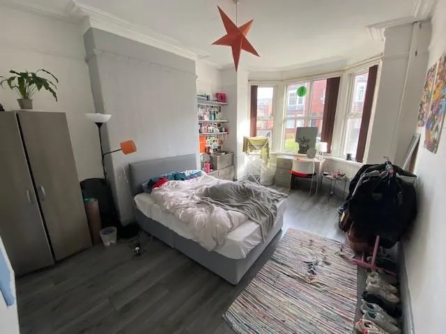 Booth Avenue, Fallowfield, M14, photo 2