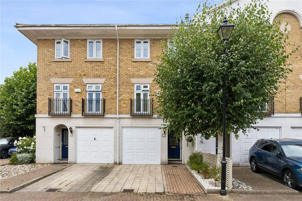 Bevin Square, London, SW17, photo 4