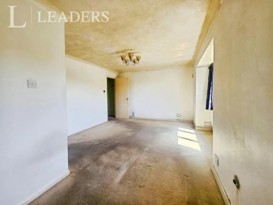 Swann Way, Broadbridge Heath, RH12, photo 5