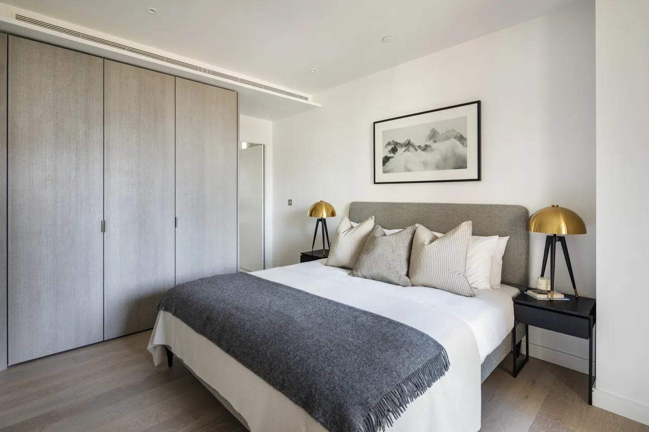 Water Street, London, E14, photo 8