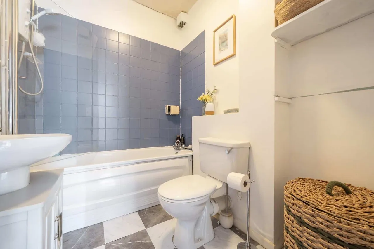 Lower Oldfield Park, Bath, BA2, photo 6