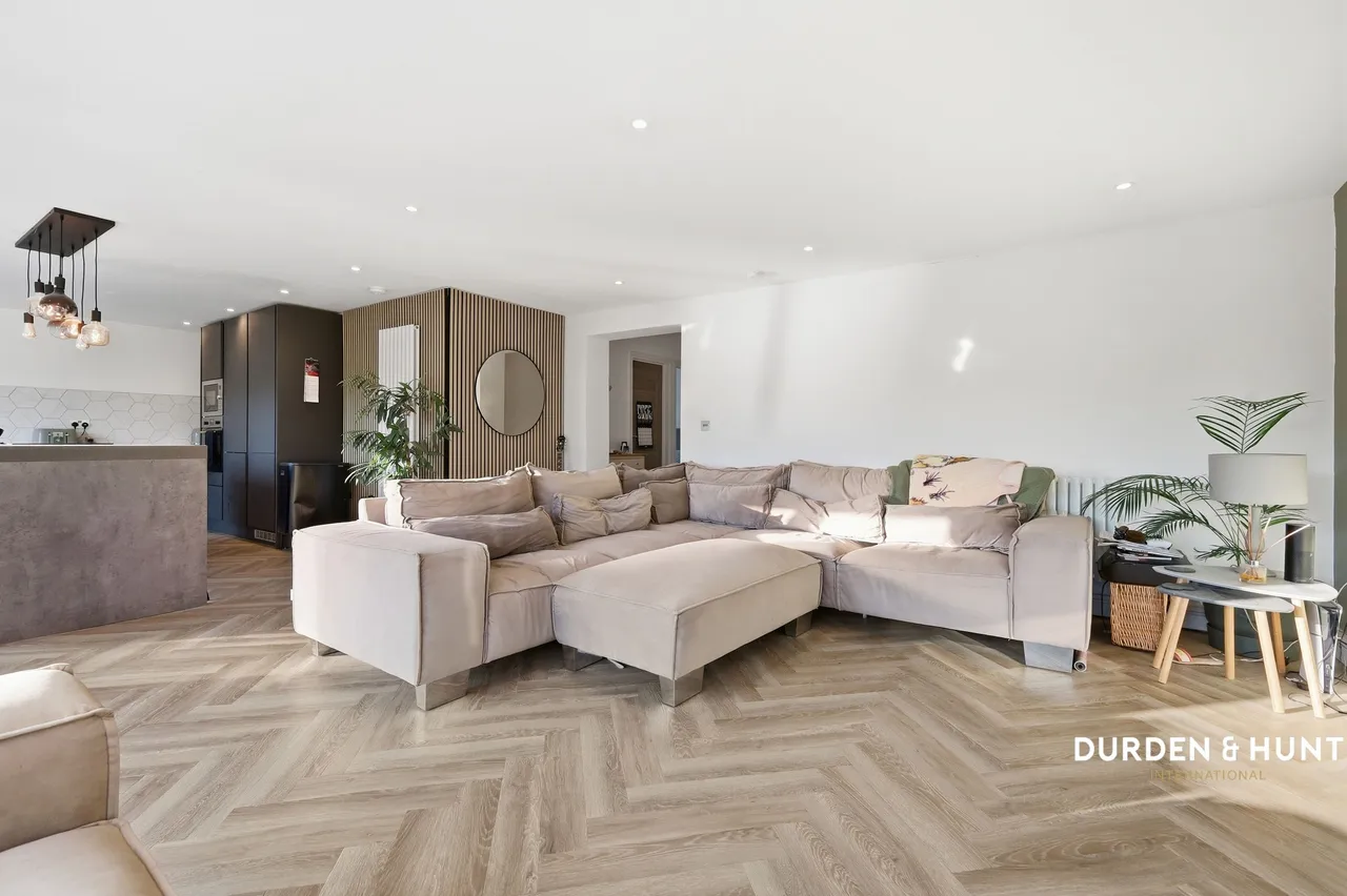 4 bed house for sale, Second Avenue, Hook End, CM15