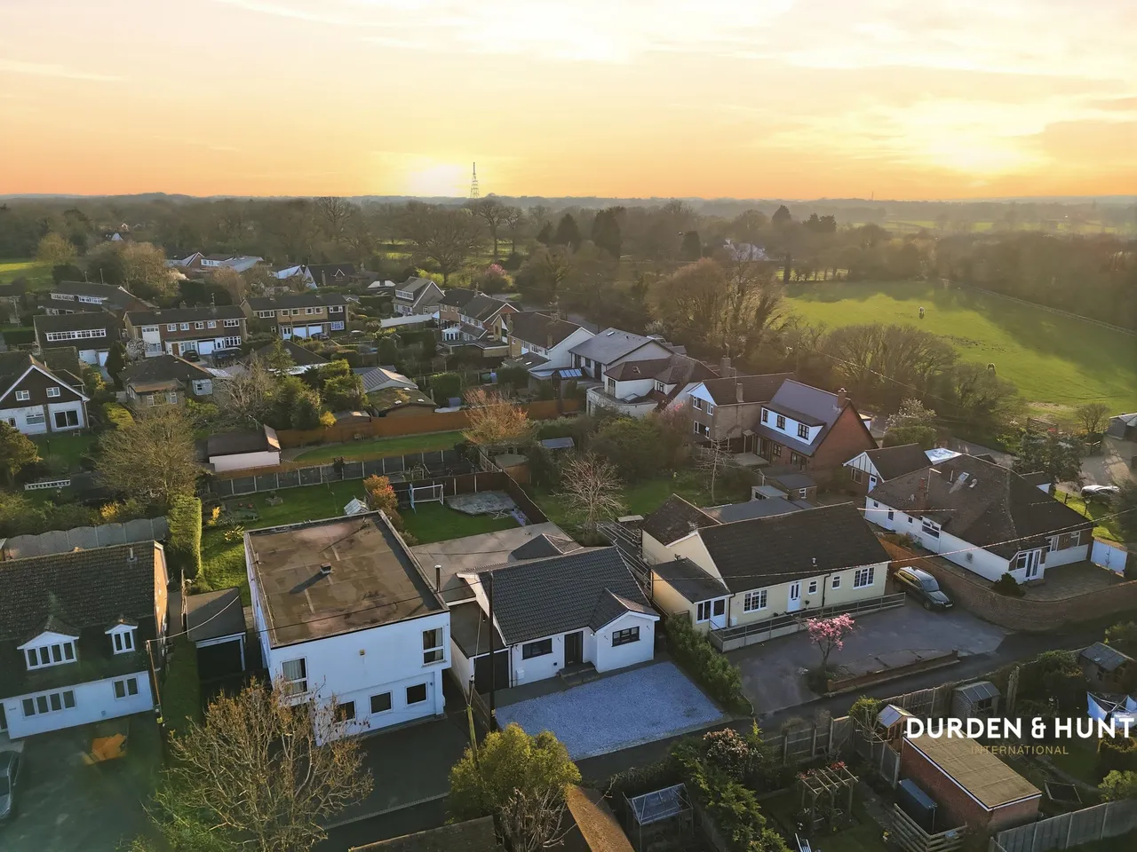 Second Avenue, Hook End, CM15, photo 23