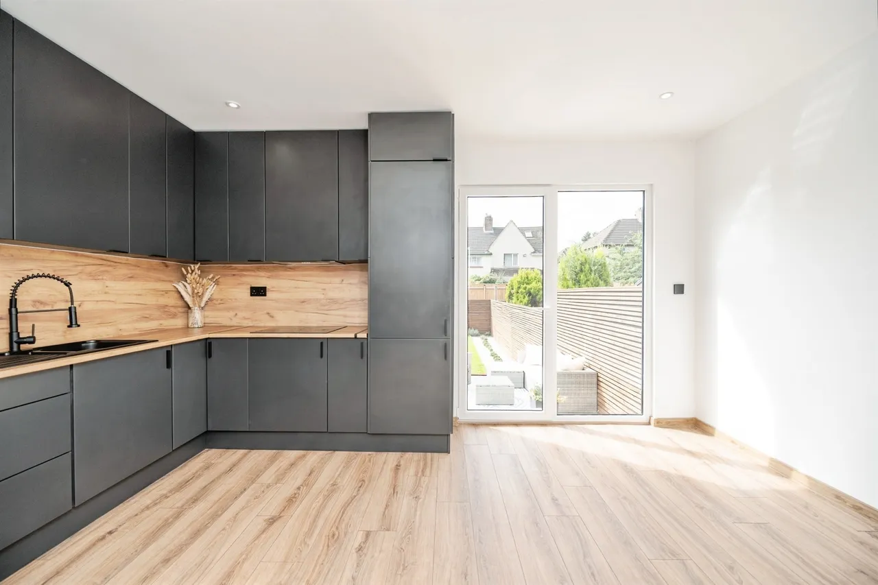 Laburnum Road, Dudley, photo 7