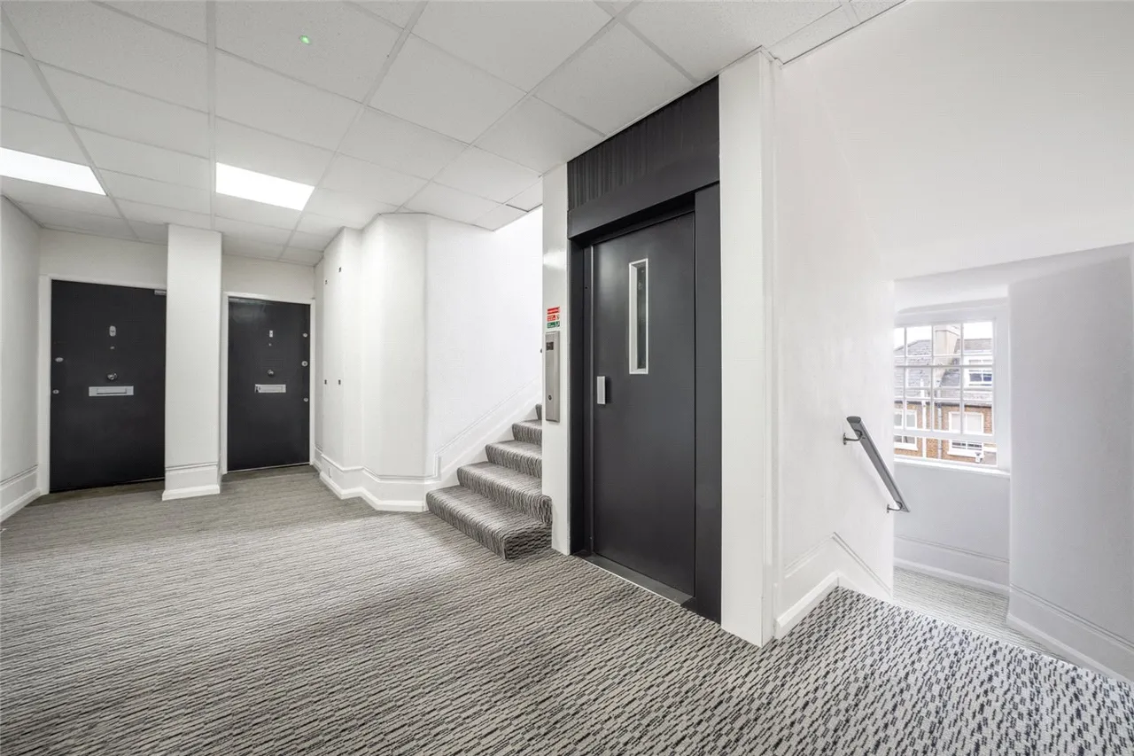 Abbey House, Garden Road, St John's Wood, London, NW8, photo 5
