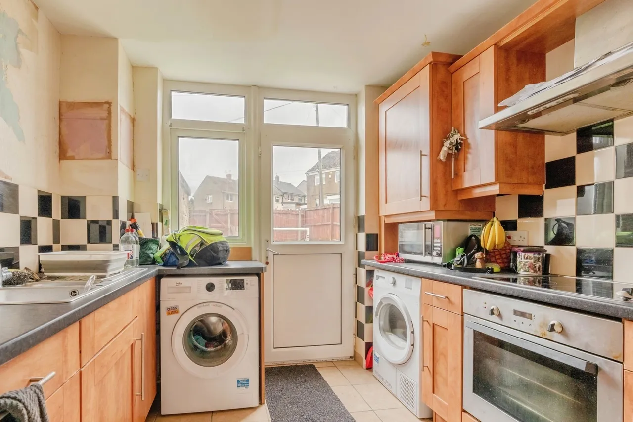 Brunshaw Road, Burnley, Lancashire, BB10, photo 17