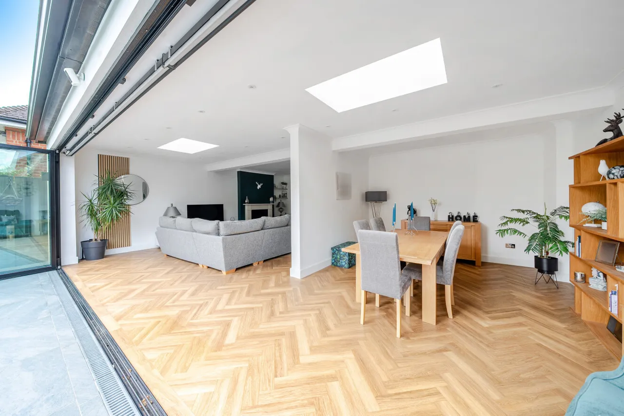 Sandiland Crescent, Hayes, Kent, BR2, photo 3