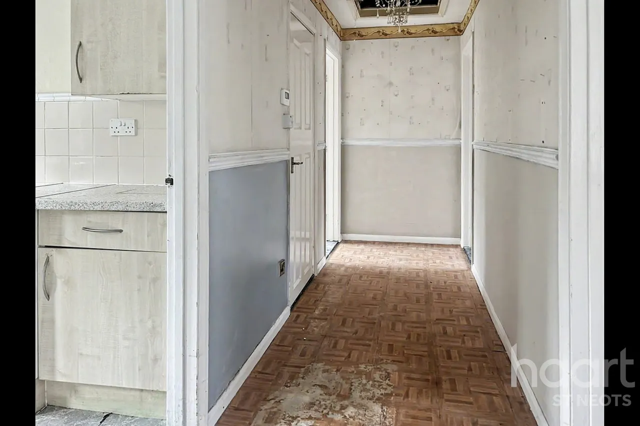 Cranfield Way, Buckden, PE19, photo 3