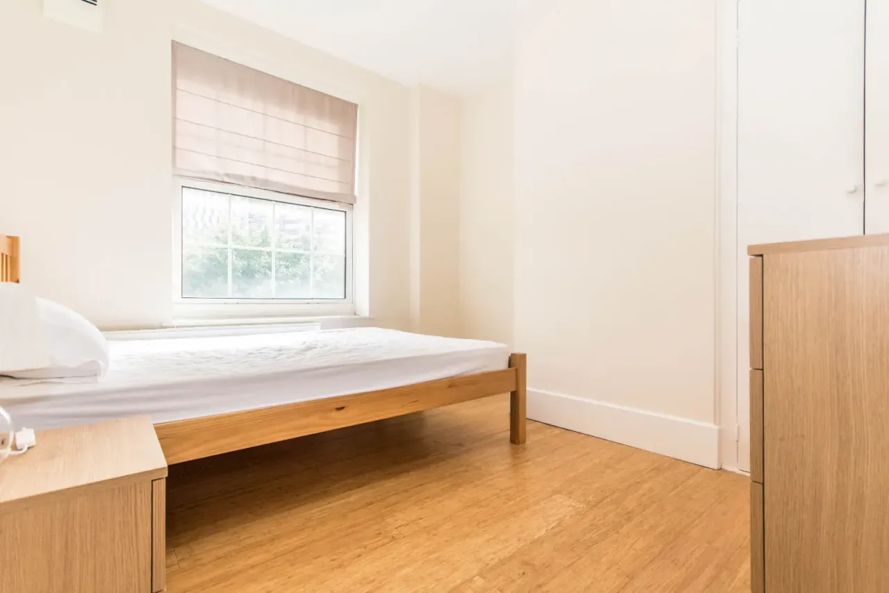 Falmouth Road, London, SE1, photo 3