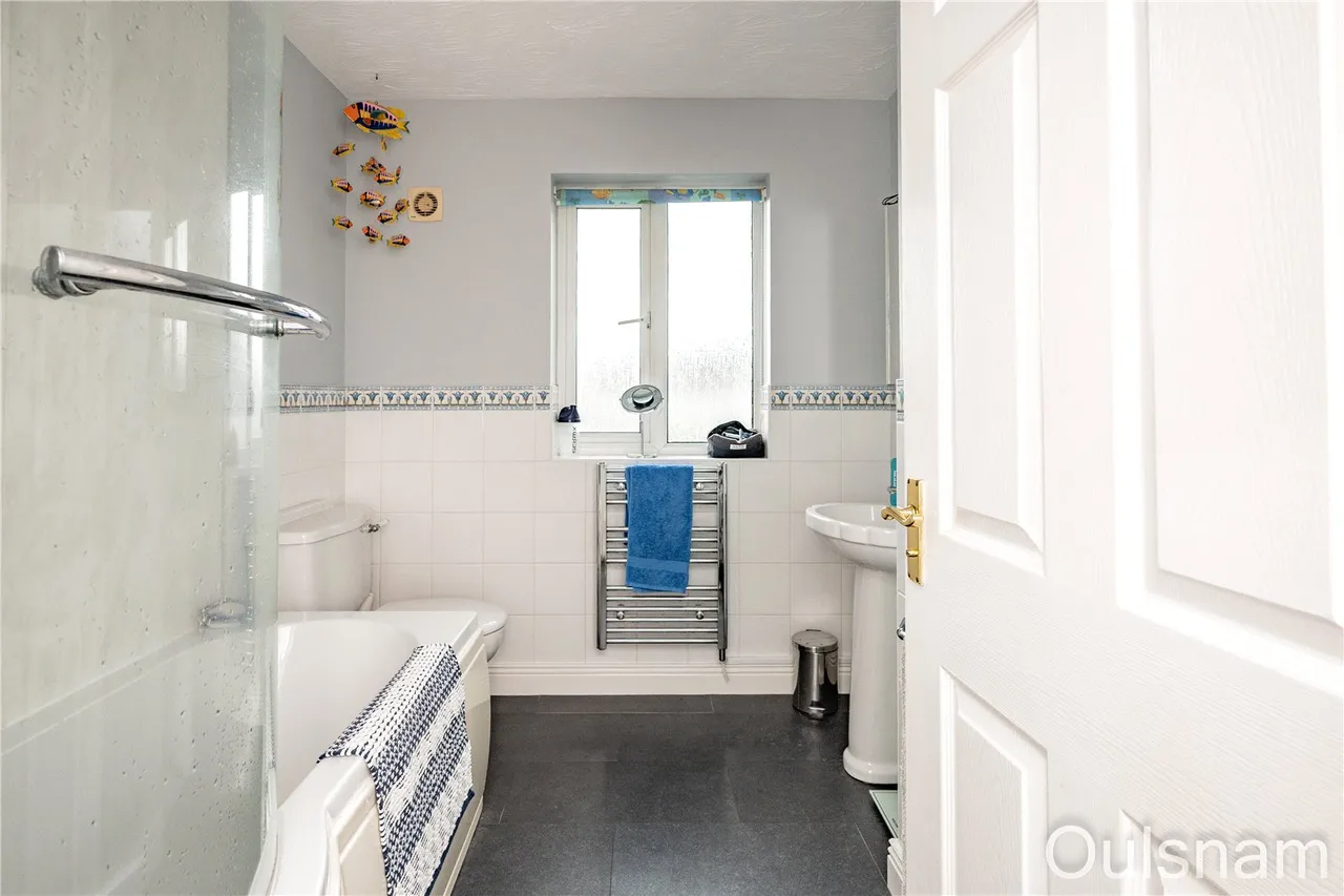 Royal Worcester Crescent, Bromsgrove, Worcestershire, B60 2TN, photo 22