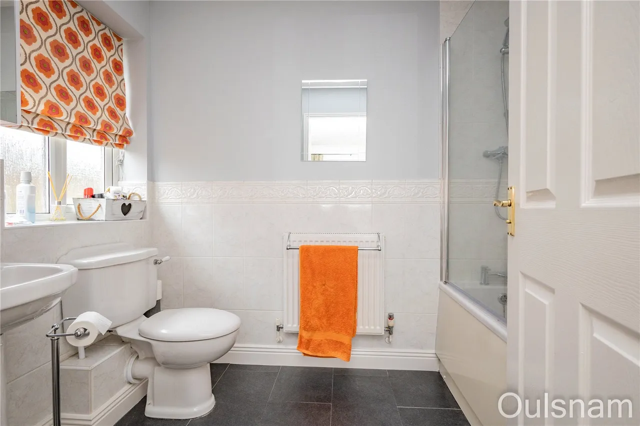 Royal Worcester Crescent, Bromsgrove, Worcestershire, B60 2TN, photo 16