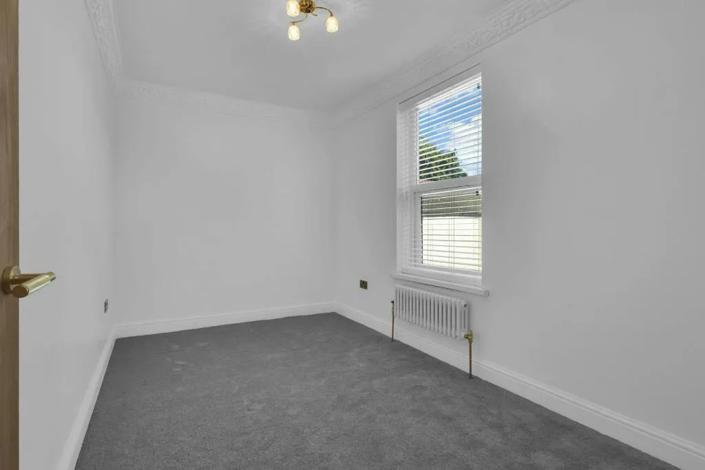 Maynard Road, London, E17, photo 8