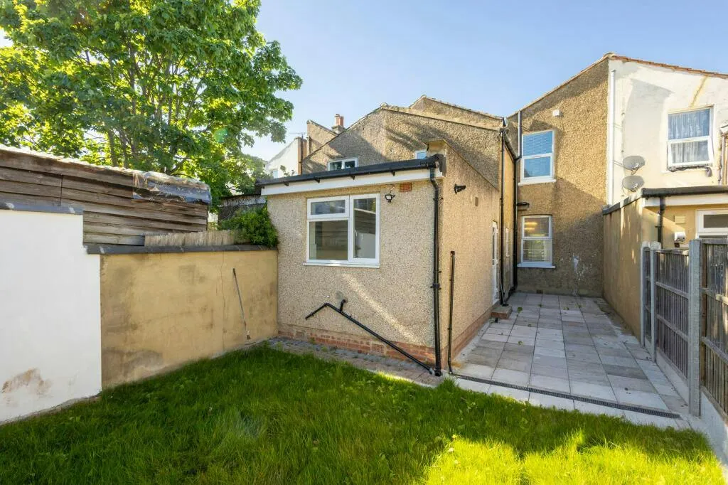 Maynard Road, London, E17, photo 12