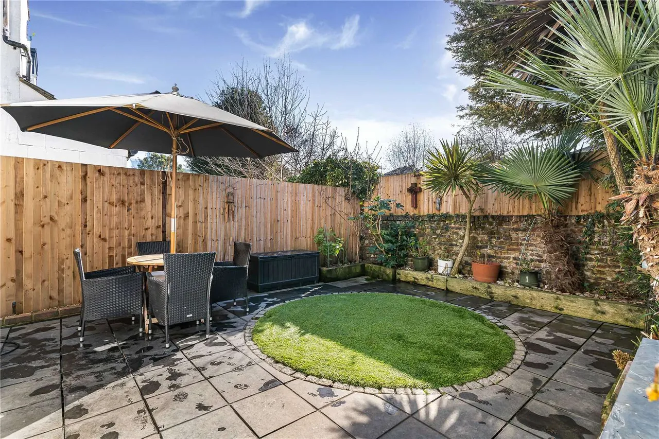 3 bed house for sale — Hastings Road, London, W13 8QY
