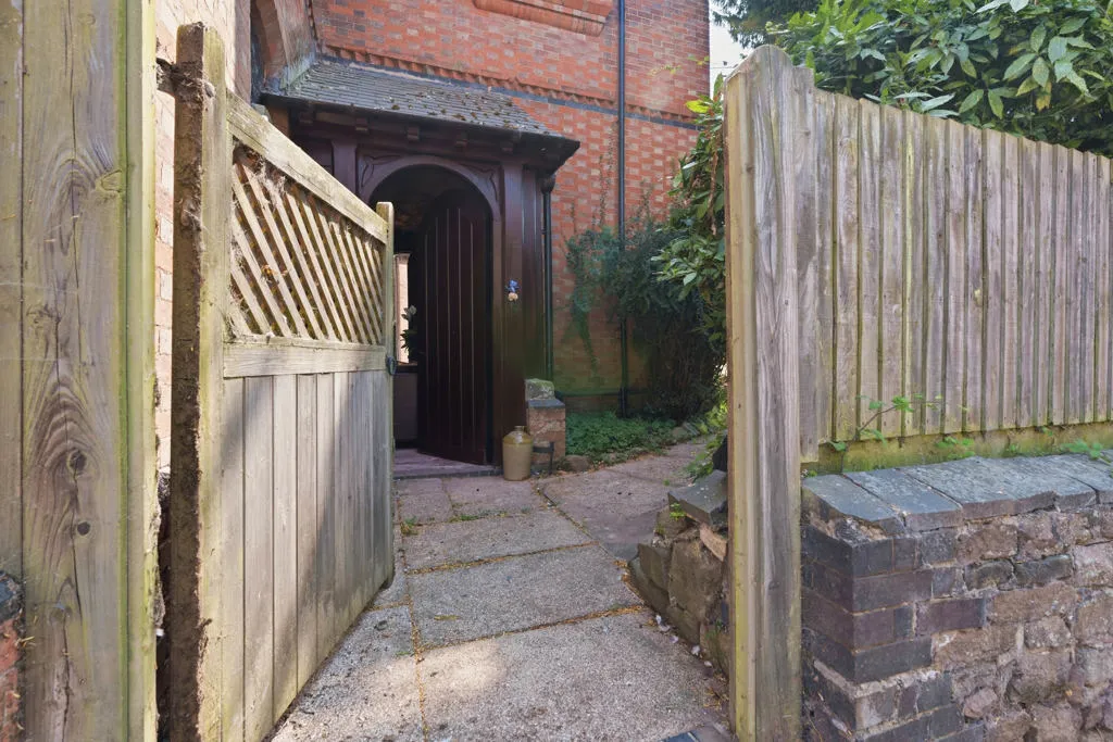 Desford Road, Thurlaston, LE9, photo 10