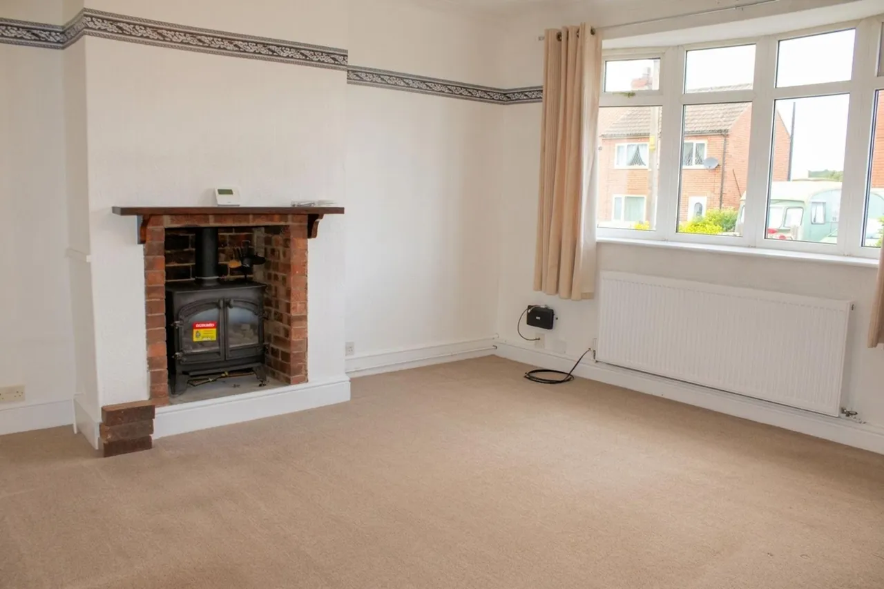 Chapel Road, Broughton, DN20, photo 2