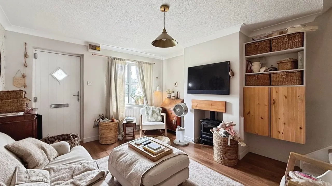 Nightingale Drive, Westbury, photo 4