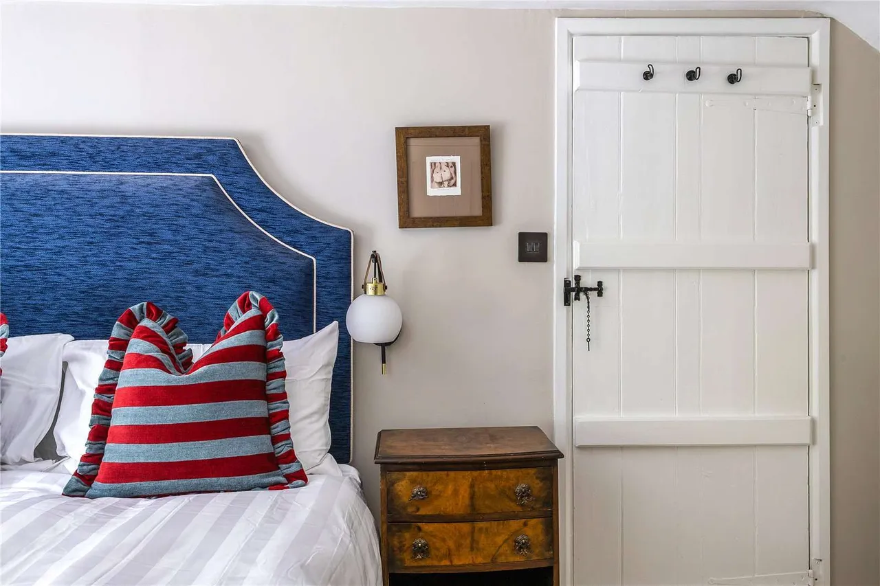 Meadow Way, Barton on Sea, New Milton, Hampshire, BH25 7AN, photo 9