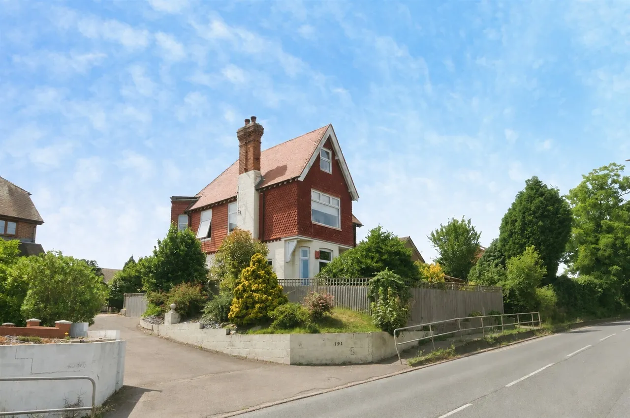 5 bed house for sale — Ninfield Road, Bexhill-On-Sea