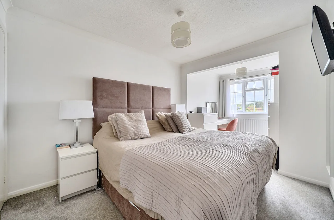 Waterloo Crescent, Wokingham, Berkshire, RG40 2JJ, photo 12