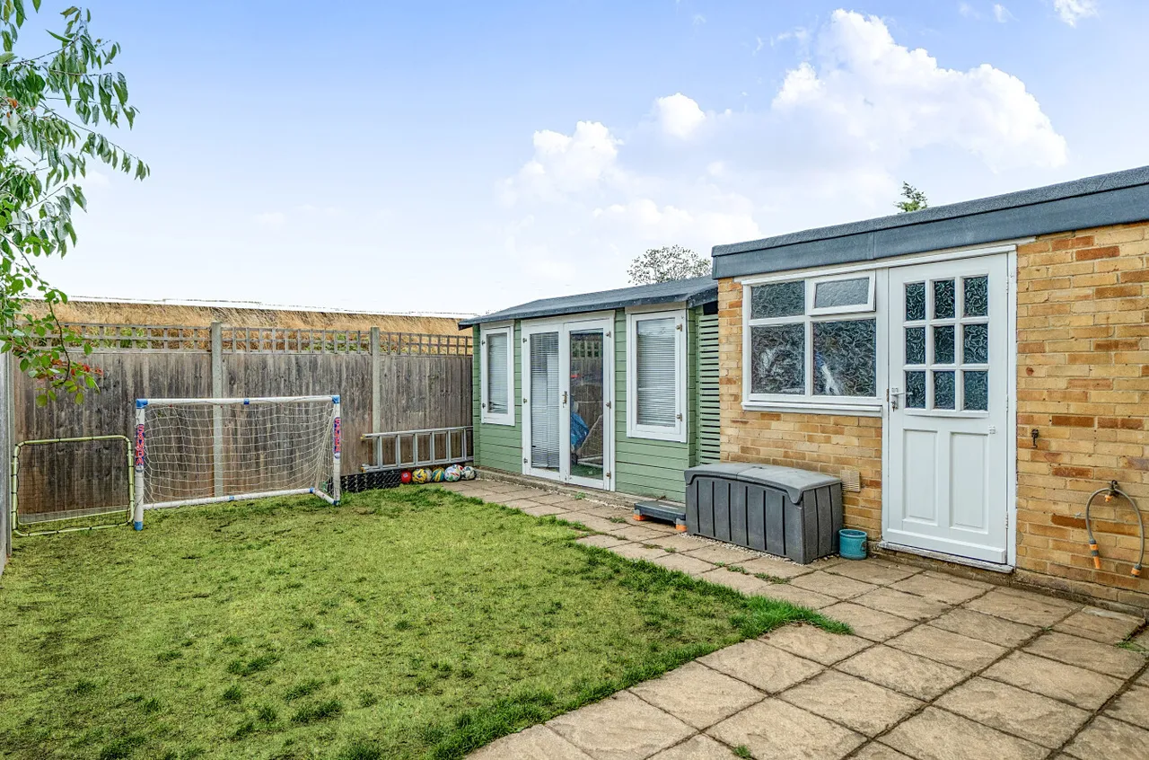 Waterloo Crescent, Wokingham, Berkshire, RG40 2JJ, photo 10