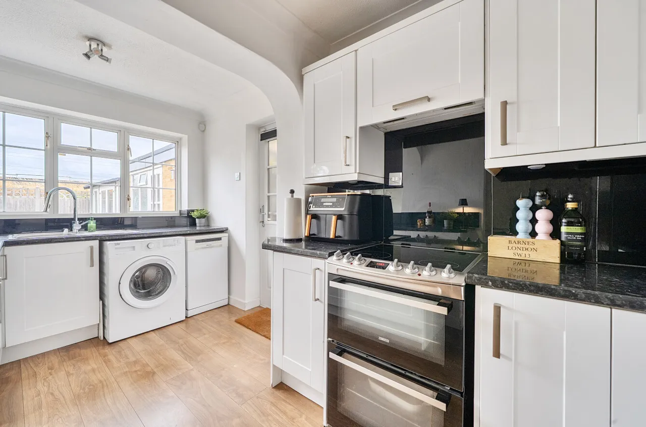 Waterloo Crescent, Wokingham, Berkshire, RG40 2JJ, photo 8