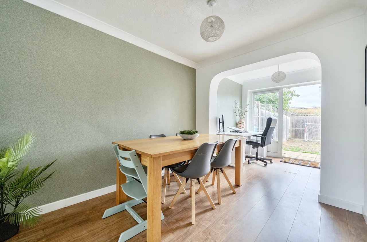 Waterloo Crescent, Wokingham, Berkshire, RG40 2JJ, photo 5