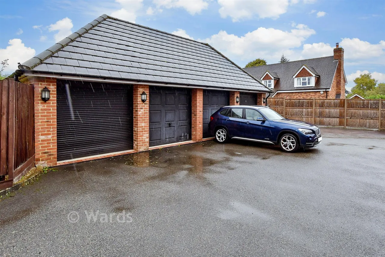 Darcy Court, East Malling, ME19, photo 10
