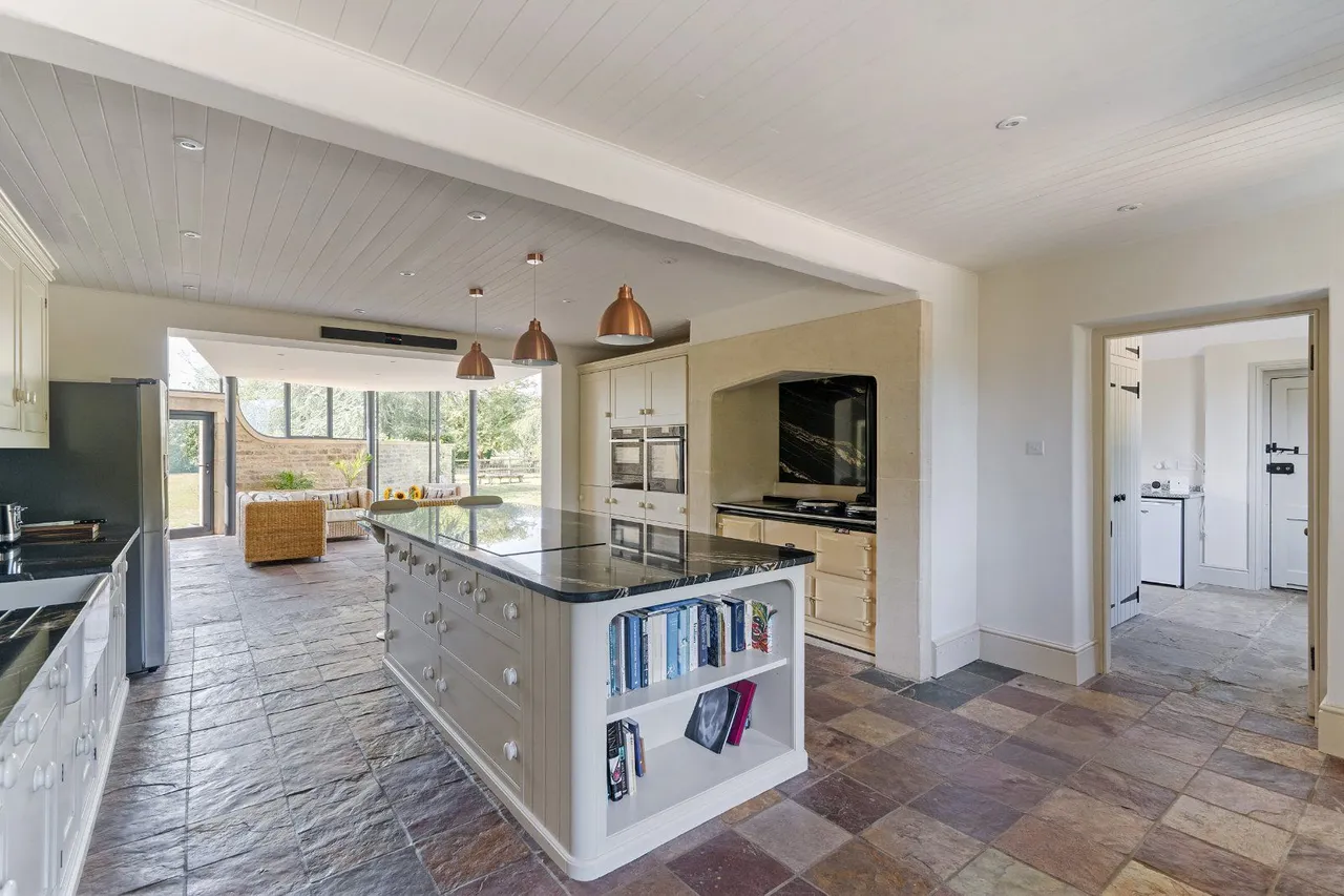 Christian Malford, Chippenham, Wiltshire, SN15 4DD, photo 5