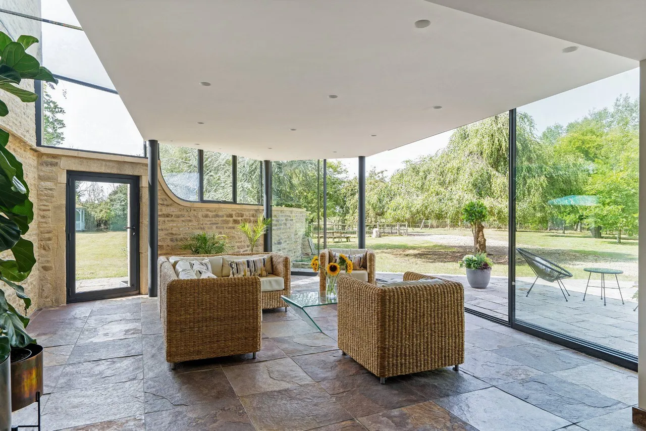Christian Malford, Chippenham, Wiltshire, SN15 4DD, photo 3