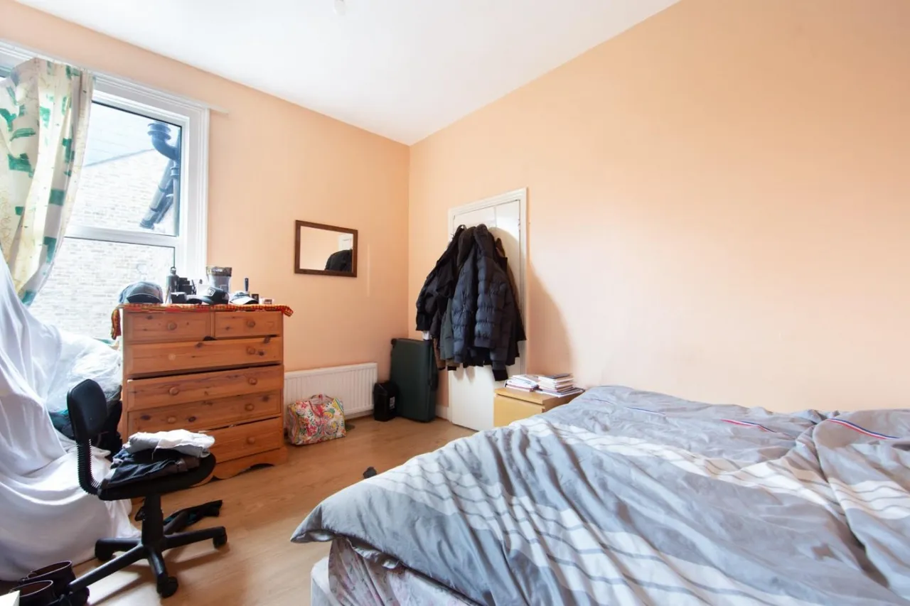 Tooting Bec Road, London, SW17, photo 8