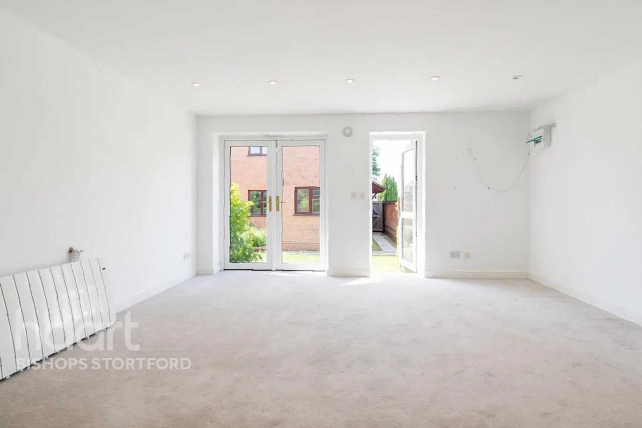Dove Close, Bishop's Stortford, CM23, photo 19