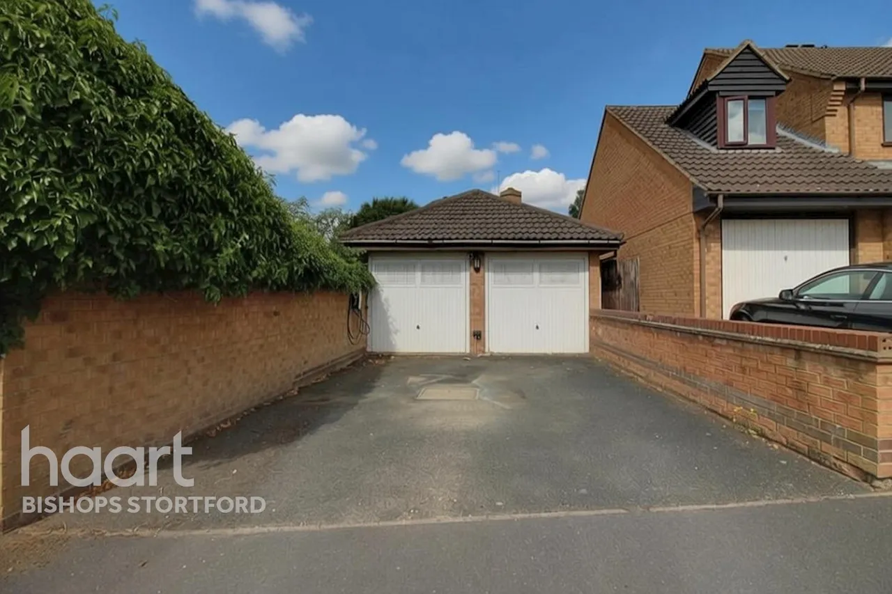 Dove Close, Bishop's Stortford, CM23, photo 18