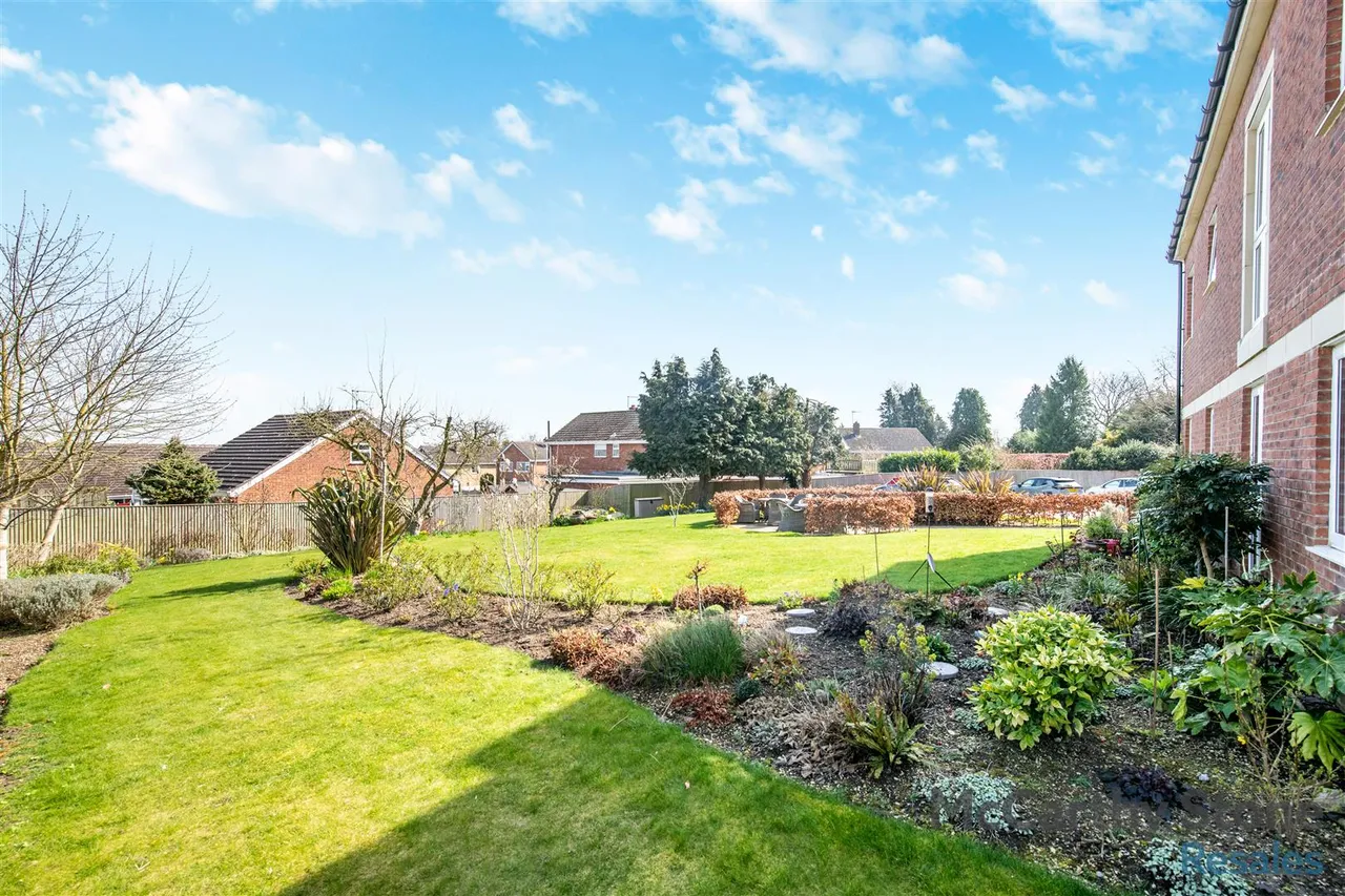 Molescroft Road, Beverley, HU17, photo 28