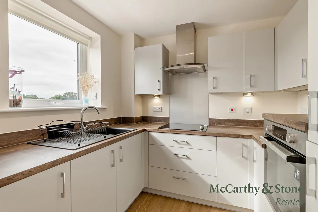 New Road, Tadley, RG26, photo 16