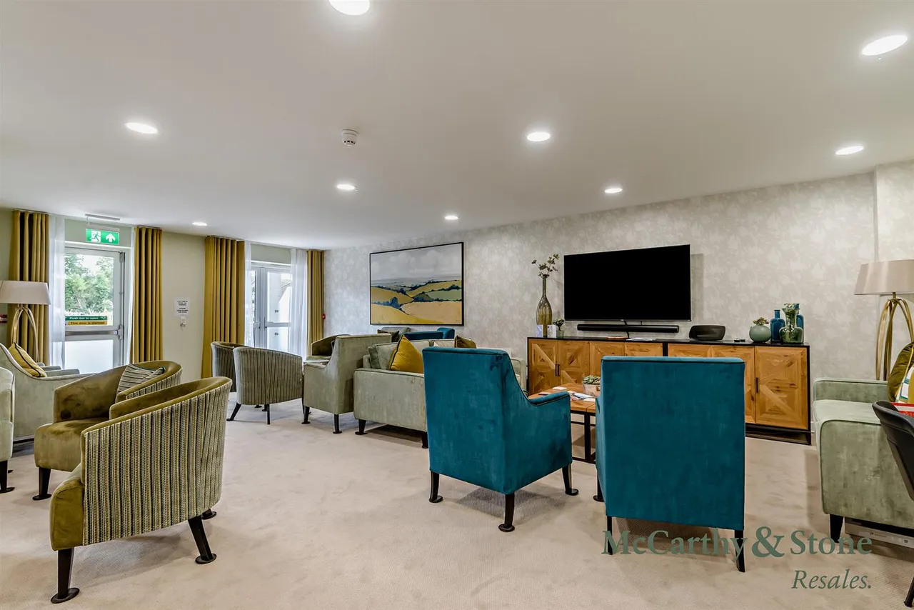 New Road, Tadley, RG26, photo 39