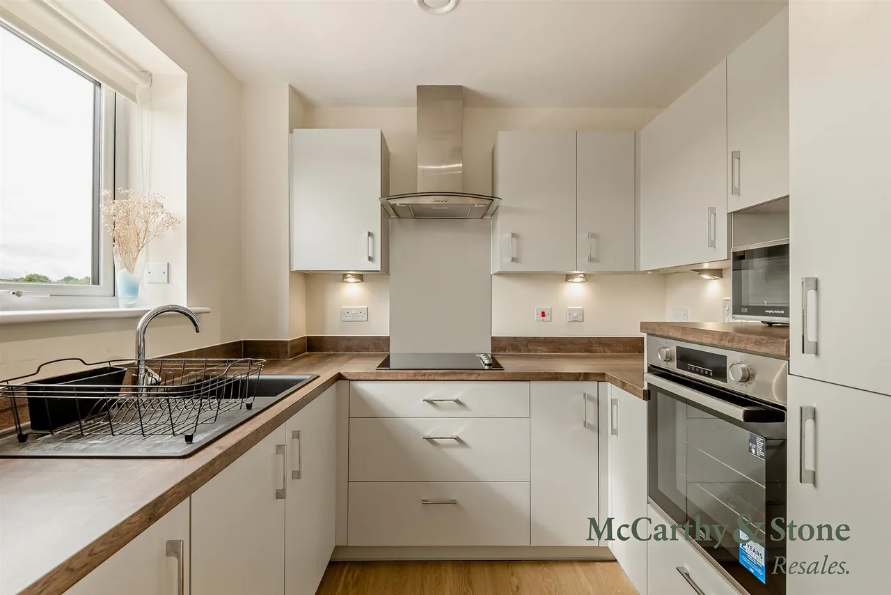 New Road, Tadley, RG26, photo 7