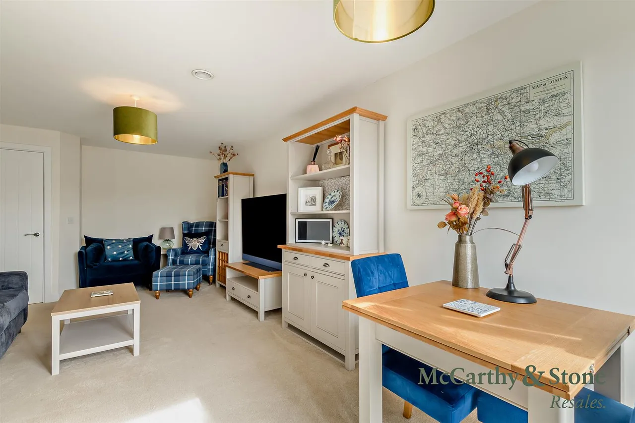 New Road, Tadley, RG26, photo 6