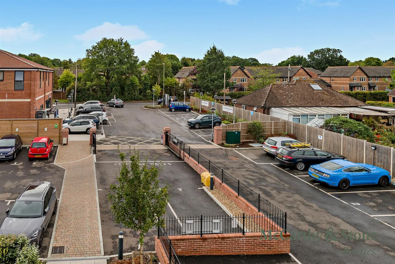 New Road, Tadley, RG26, photo 38