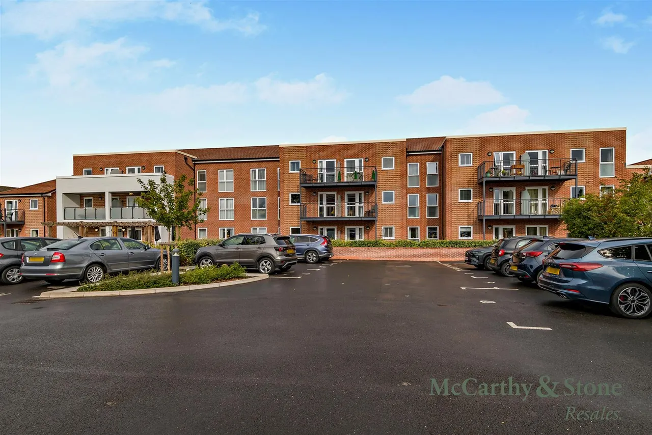New Road, Tadley, RG26, photo 34