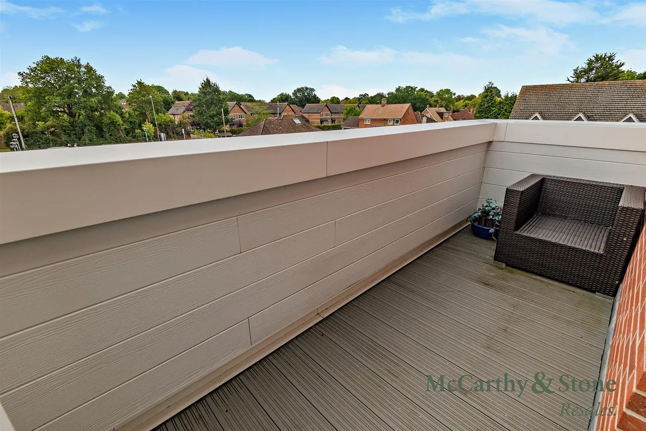 New Road, Tadley, RG26, photo 8