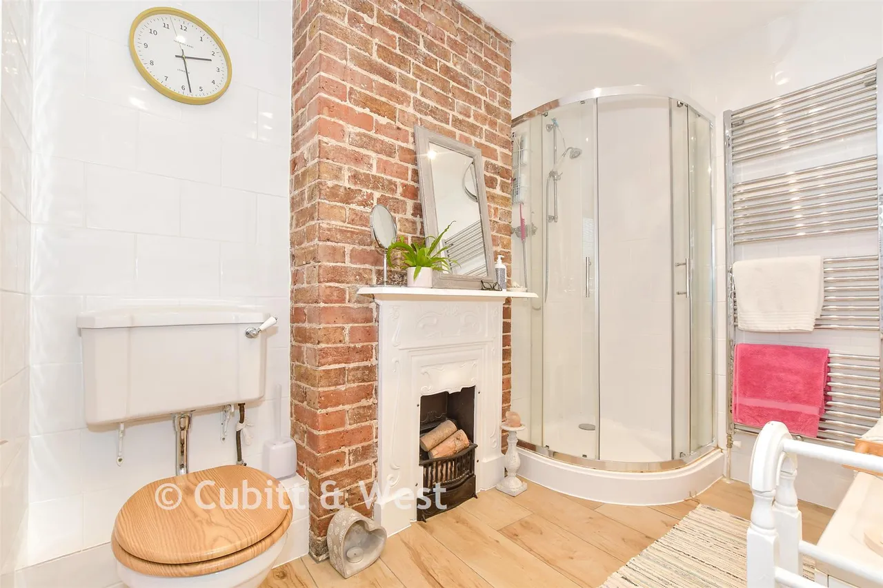 Kirdford Road, Arundel, BN18, photo 10