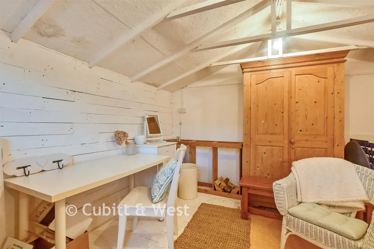 Kirdford Road, Arundel, BN18, photo 15