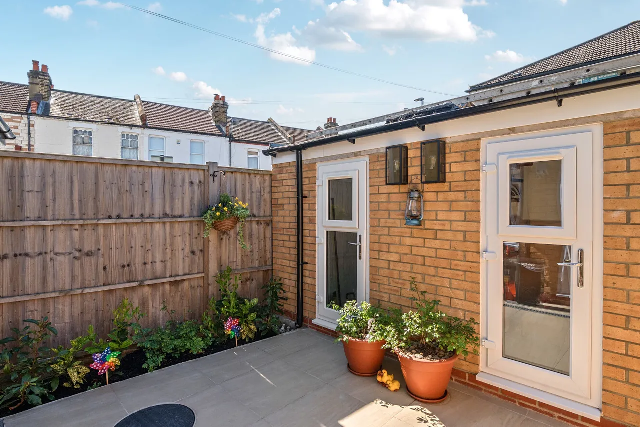 Blackshaw Road, Tooting, London, SW17, photo 7