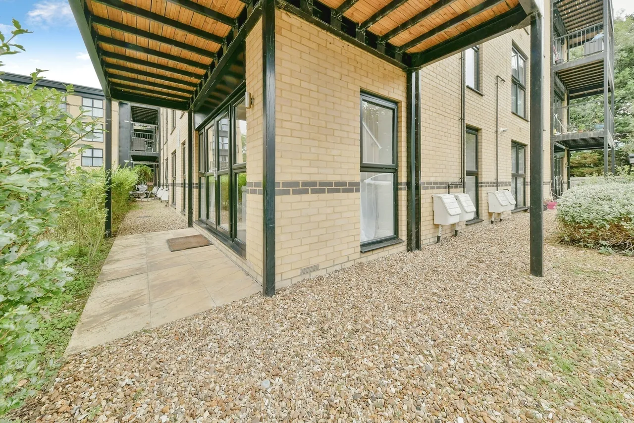 Giles Crescent, Stevenage, SG1, photo 2